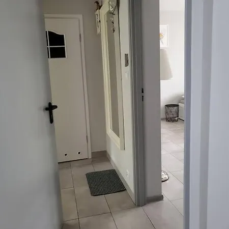 Z Kuchnia I Lazienka Apartmán Zyrardow